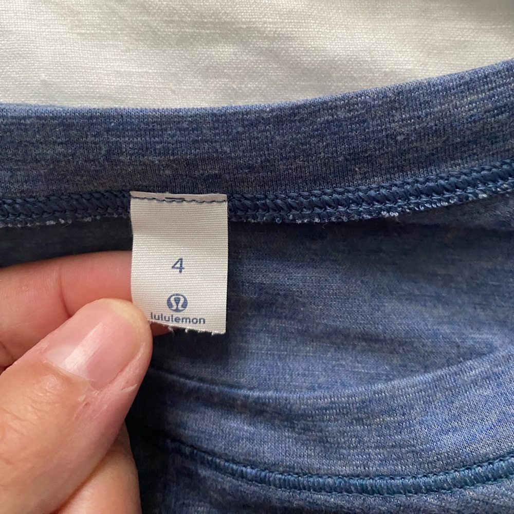 Lululemon shirt - Picture 4 of 5